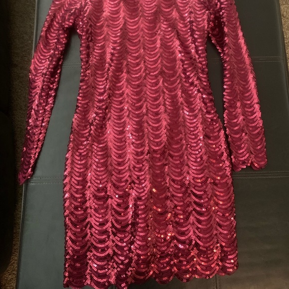 Red sequin dress - Picture 3 of 3